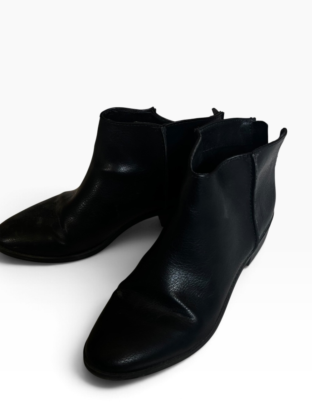 Universal Thread Black Flat Ankle Booties - 9